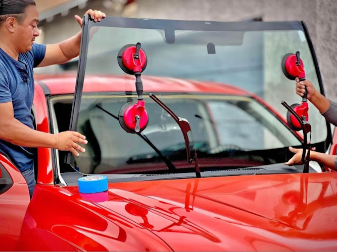 Auto Glass El Chapin