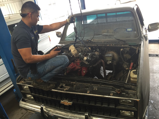 Juan's Garage