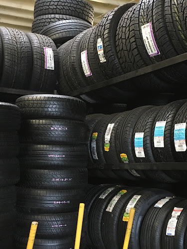 Xalos Tire Los Angeles