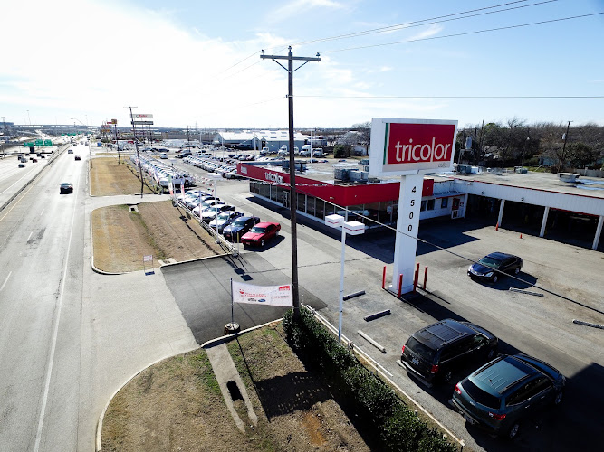 Tricolor Auto & Ganas Ya Service Center - Fort Worth