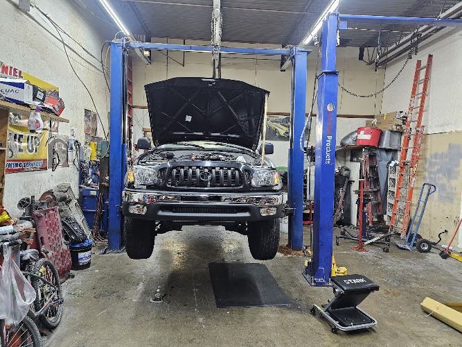Daniel Mendoza Auto Repair