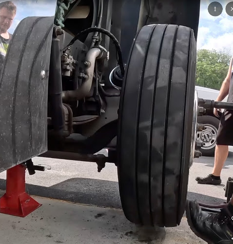 Excellent Mobile Truck & Trailer repair