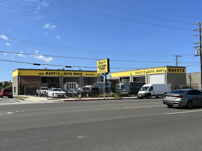 Raffi Auto Body