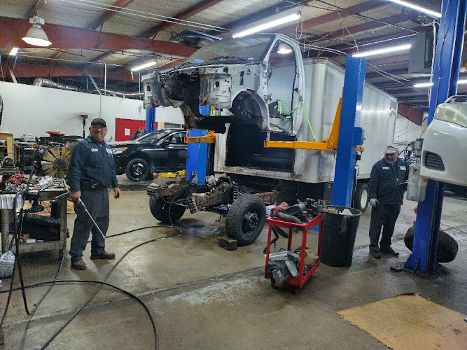 Hanna's Auto Care Center