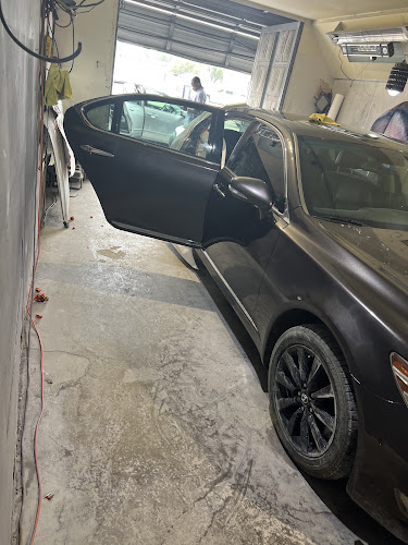 Jesse’s Body shop