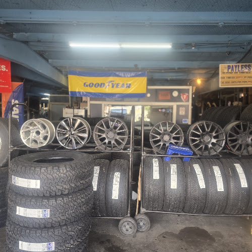 Payless Tire