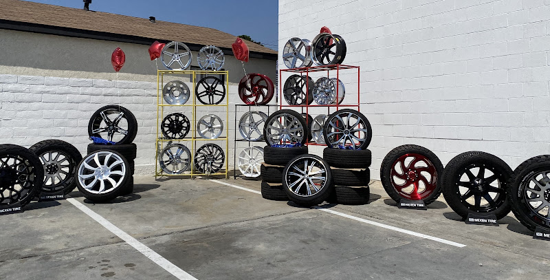 RAW Wheels & Tires RAW Wheels & Tires