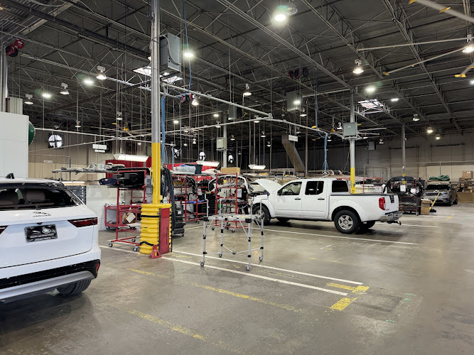 Snell Collision Center
