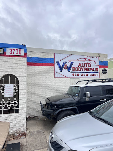 V V Auto Body Repair