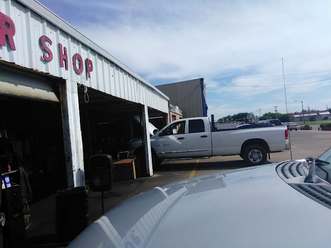 Mejia Muffler & Radiator Shop