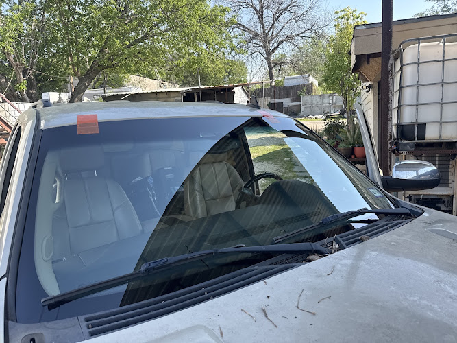 Piwi Autoglass