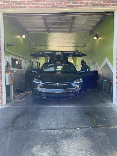 Swerve Detailing