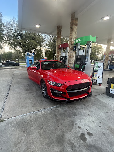 Nandoe’s Auto Detailing
