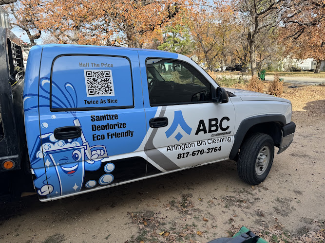 Marca Car Wraps