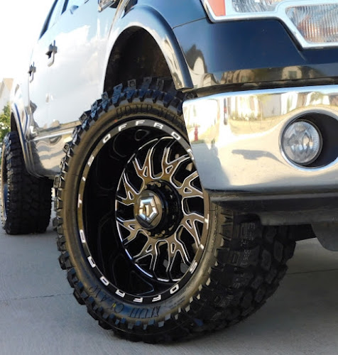 Treads Tire, Wheel & Auto Care