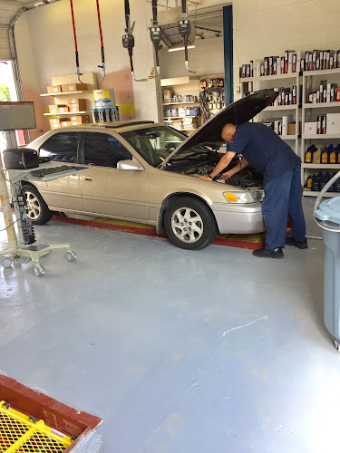 Hurst Lube & Mechanic