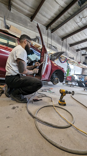 Danny's Collision Repair