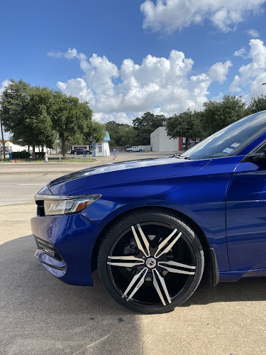 Skyline Wheels Tires Auto