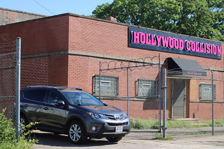 Hollywood Collision Hollywood Collision