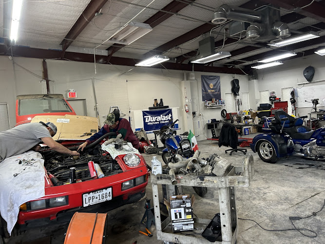 Enzo’s Garage