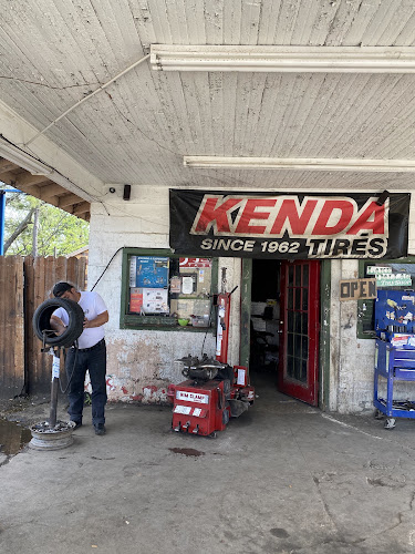 Lake Dallas Tire Shop