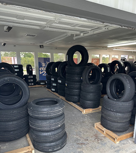 Mr. Lube n Tire