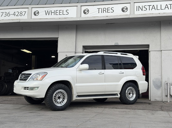 Pro Wheels & Tires
