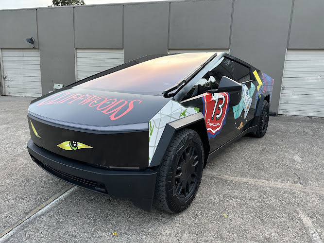 DC Customz