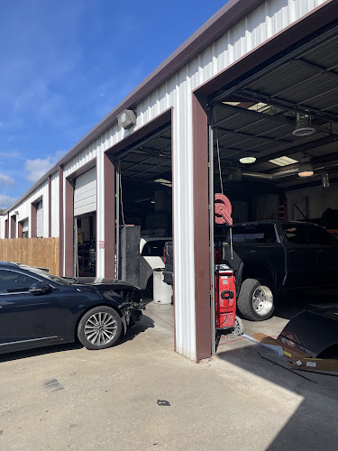CARSTAR Mansfield Paint & Body