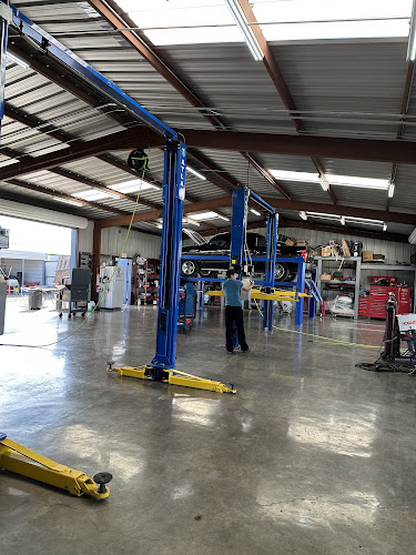Carlos Garage
