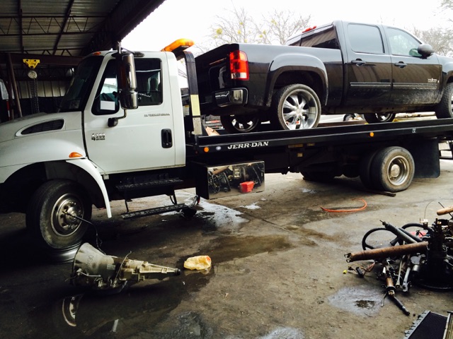 Hernandez Auto Repair & Body Shop