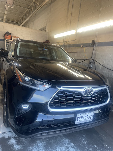 Clay Cooley Cadillac Collision Center