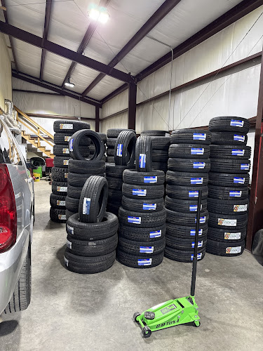 Valor Tire