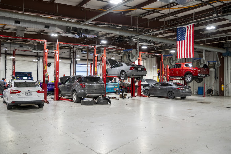 Service Center - Platinum Ford North