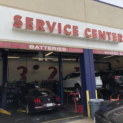 Pep Boys Auto Service & Tires