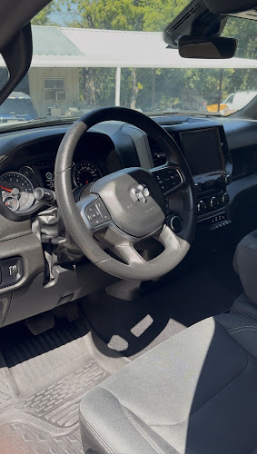 Salomon’s Auto Detailing