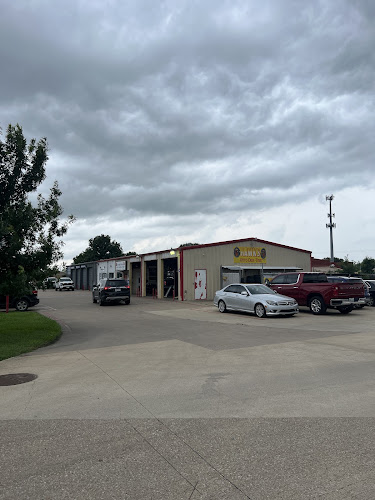 Hawk's Auto Care & Tires