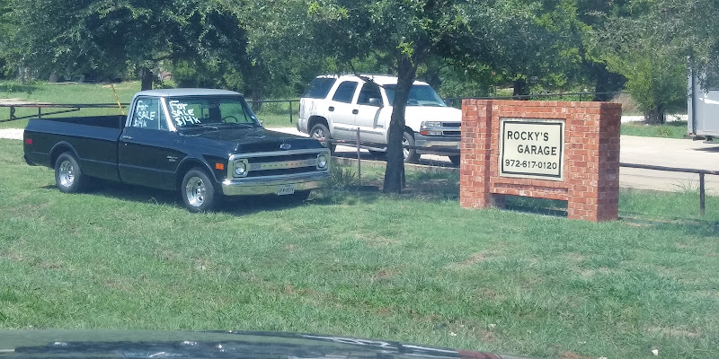 Rocky's Garage