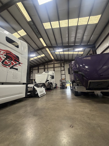Volvo and Mack truck master mechanic