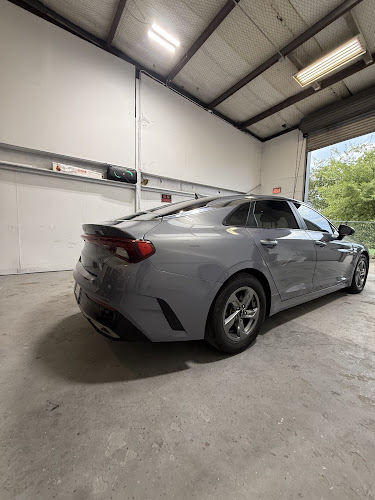 R3 Collision Repair