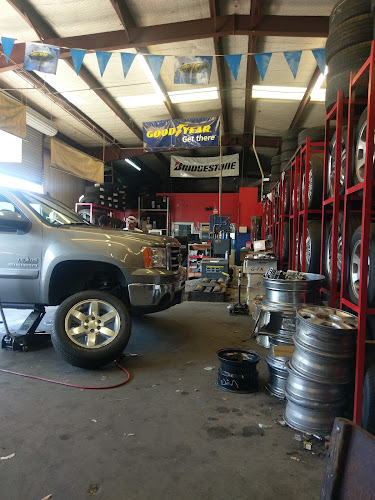 Eagle Tire & Wheel