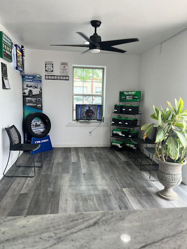 Nava's Tech Auto Service LLC