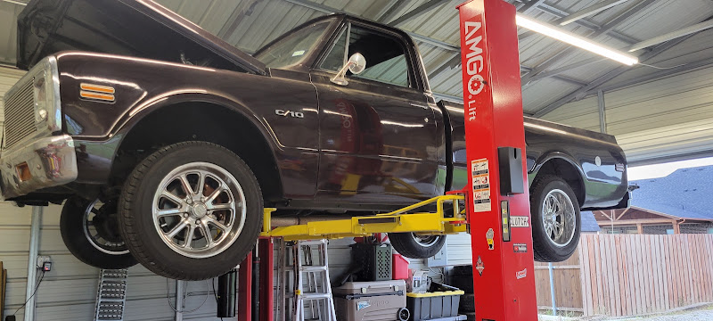 Dustys garage