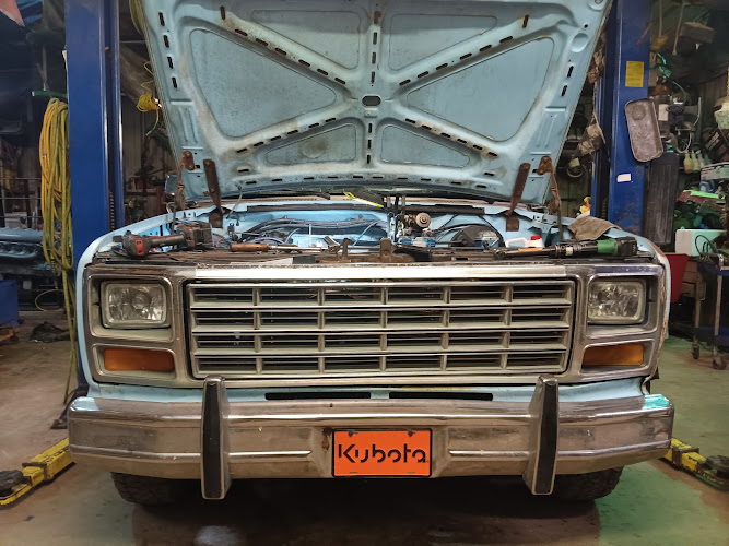 The Busted Knuckle Garage