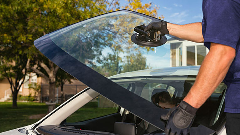 Lovell's Auto Glass