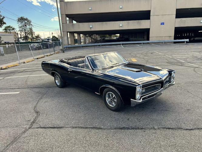 Richmond's Classic Cars