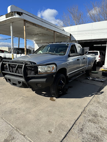 Ortiz Tire and Mechanic shop