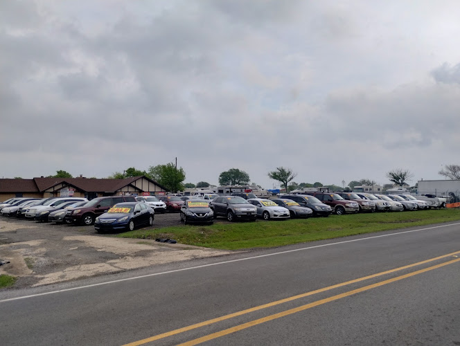 Ghinis Auto Sales LLC & MECHANIC SERVICES