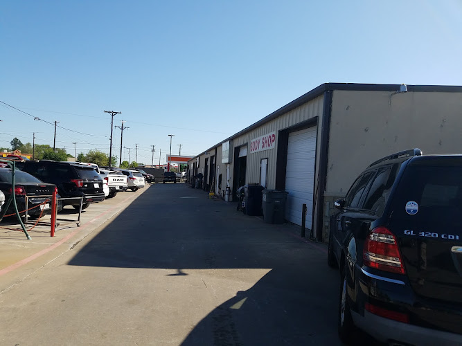 J and B Paint And Body Shop