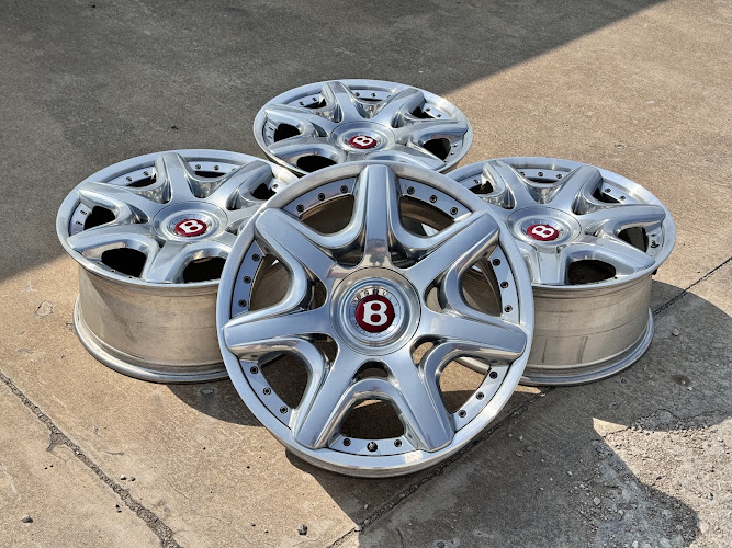 OIA Autos